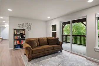 Slider to Lower Floor deck.