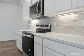 Under cabinet lighting