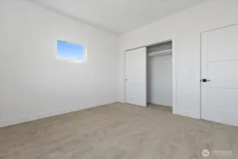 Guest bedroom 2