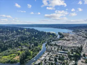 Enjoy close easy access to Lake Washington
