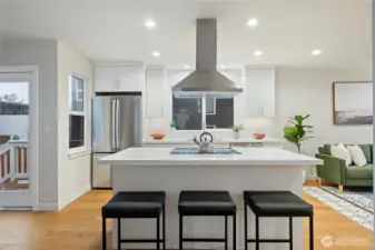 Breakfast bar on the island.