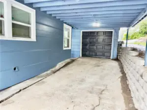 1 Car Garage and Carport