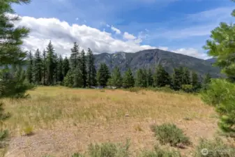 Close to world class recreational opportunities through the Methow Valley.