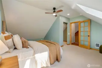 2nd bedroom on upper level