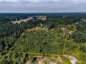 Another perspective of approximate acreage boundaries.