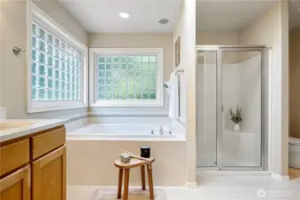 5-piece bathroom