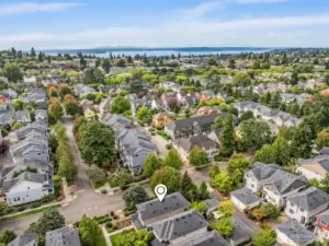 Enjoy easy access to everything West Seattle offers, from shops and dining to parks and Puget Sound.