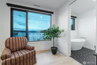 Sitting area in the primary room