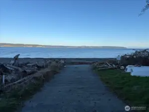 Whidbey Shores Community Boat Ramp