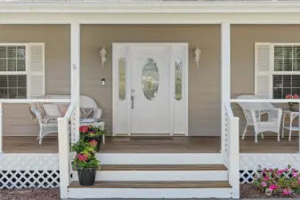 Welcoming front porch!