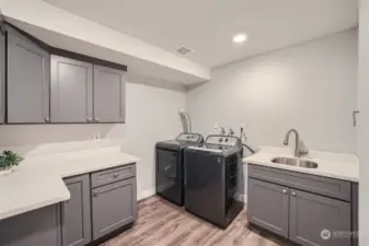 Laundry Room w/ Updated Cabinets, Quartz Counters, Utility Sink and Full Size Washer/Dryer