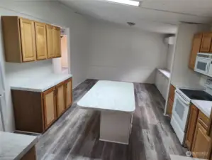 Giant kitchen with refreshed counters and all new floors!