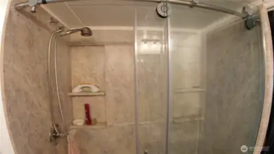 3/4 bath step in shower