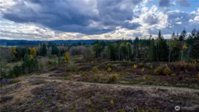 Another view looking to the West (imagine the sunsets you'll see)