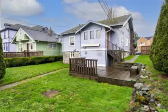 A delightful back yard to enjoy.