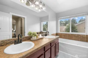 5 piece primary bath