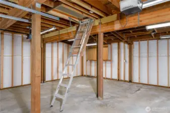 Ton of storage above garage