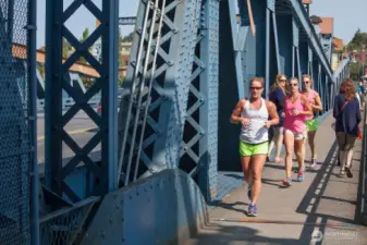 Bridge to energy and adventure. Just blocks from Harold’s Place, the Fremont Bridge connects Queen Anne to vibrant trails, waterfront parks, and Fremont’s creative core—ideal for runners, riders, and wanderers alike.