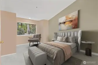 Primary bedroom w/en suite 5-piece bathroom.