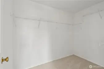 Walk in Closet