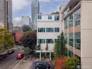Talisman Condominium — midcentury design in the heart of Seattle.