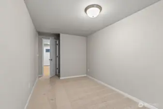 Photographs are for illustrative purposes only. Features, finishes, interior/exterior colors, landscaping and floorplan shown may vary from actual homes built.