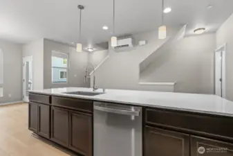 Photographs are for illustrative purposes only. Features, finishes, interior/exterior colors, landscaping and floorplan shown may vary from actual homes built.