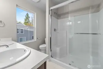 Photographs are for illustrative purposes only. Features, finishes, interior/exterior colors, landscaping and floorplan shown may vary from actual homes built.