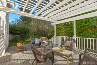 Spacious two-level entertainment deck!