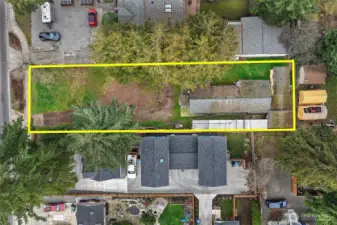 Yellow boundary lines are estimated- buyer to verify