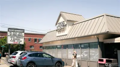 Ken's Market- a neighborhood institution is so  convenient when you are missing a couple of  things for the recipe you want to cook for  dinner-- or just purchase dinner from their  amazing pre-made case!