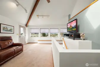 Views of the water and mountains from upstairs!