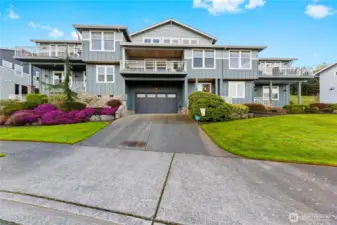 Beautiful condo at Portalis!