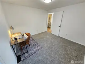 Bonus room/Office space.