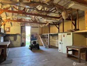 Shop includes an air compressor it may need some work.