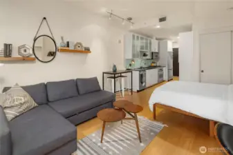 Full furnished, unit 1106 comes with furniture, decor, and all the basics, perfect for a furnished rental, or an easy move-in