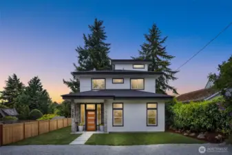 Welcome home to 2727 50th Ave SW in West Seattle  A 2025 New Construction Home awiting first owners