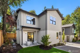 *photos are of 813, which features a reverse floor plan