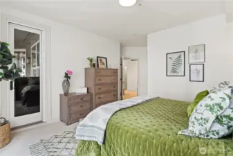 Primary features Balcony access