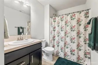 Upstairs full bath