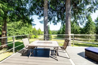 Deck off dining