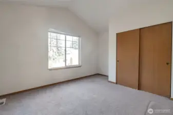 Bedrom with double pannel windown
