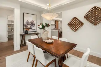 Designated den & dining room