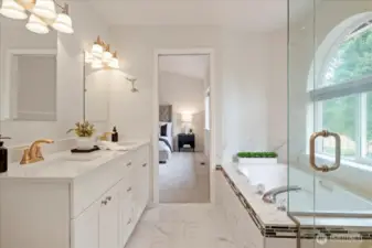 Updated bathroom en-suite
