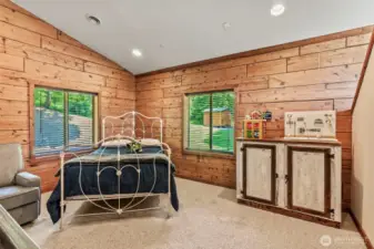 Upstairs bedroom1