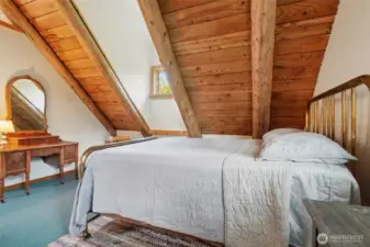 Full bath upstairs