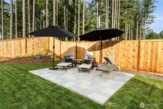 Great entertaining ara with water feature