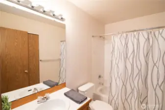 Second full bathroom upstairs.