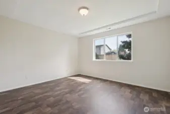 Huge Main level Primary Suite