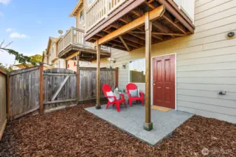 Lots of room to customize your yard!